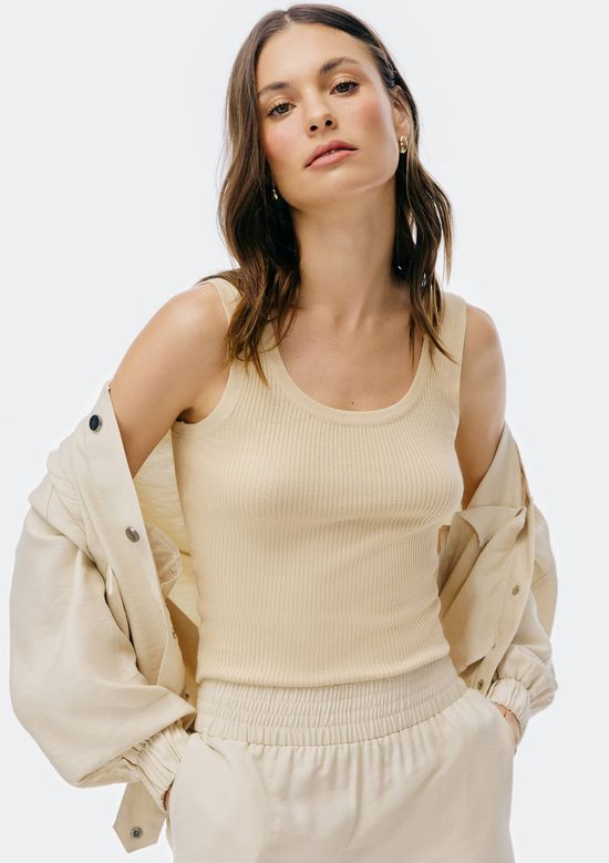 Foto do produto: Regata Feminina Canelada Decote U - Creme