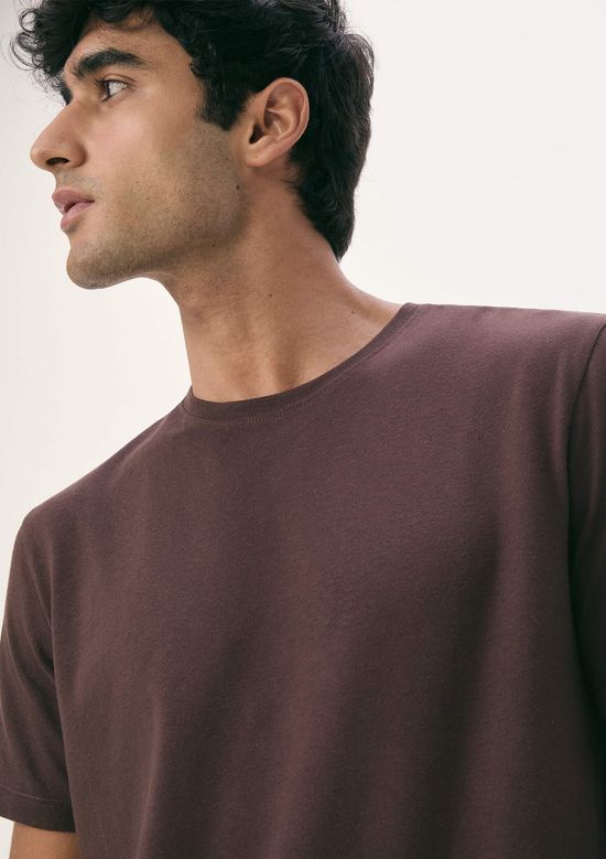 Foto do produto: Camiseta Básica Masculina Comfort Super Cotton - Marrom