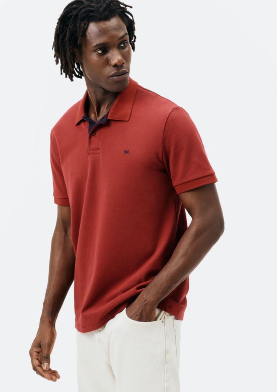 Foto do produto: Camisa Polo Básica Masculina Em Piquet Com Bordado - Vermelho