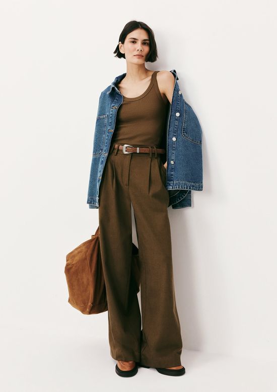 Foto do produto: Regata Básica Feminina Slim Rib - Marrom