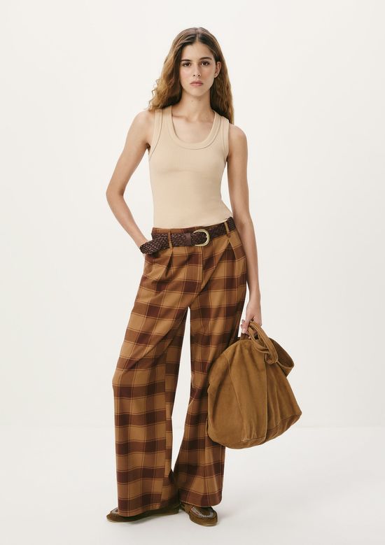 Foto do produto: Regata Feminina Canelada Decote U - Bege