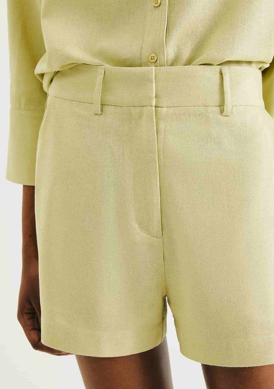 Foto do produto: Shorts Feminino Alfaiataria Com Linho - Verde