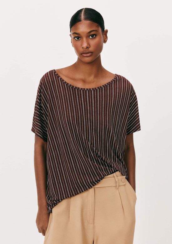 Foto do produto: Blusa Feminina Manga Curta Estampada - Marrom