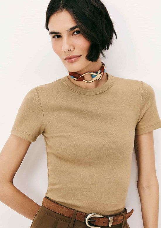 Foto do produto: Blusa Feminina Manga Curta Slim Em Ribana - Caqui