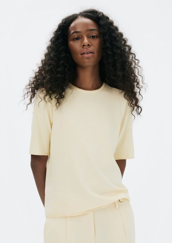 Foto do produto: Blusa Feminina Manga Curta Em Tricô Leve - Creme