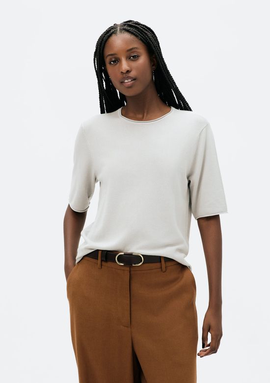 Foto do produto: Blusa Feminina Manga Curta Em Tricô Leve - Cinza