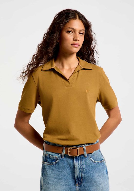 Foto do produto: Camisa Polo Feminina Regular Piquet - Marrom
