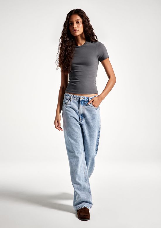 Foto do produto: Blusa Feminina Manga Curta Slim Em Ribana - Cinza