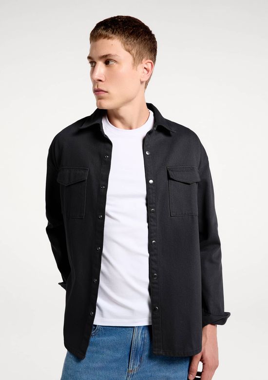 Foto do produto: Camisa Masculina Regular em Sarja - Preto