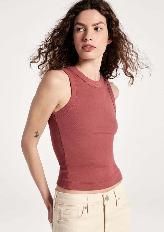 Foto do produto: Regata Básica Feminina Slim Neck - Vinho