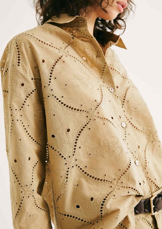 Foto do produto: Camisa Feminina Regular Laise - Bege