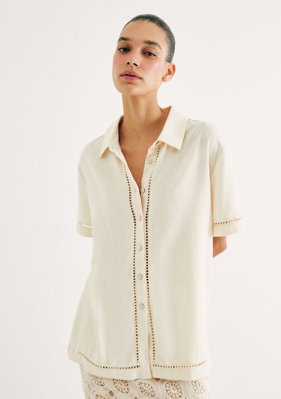 Foto do produto: Camisa Feminina Regular Laise e Linho - Creme