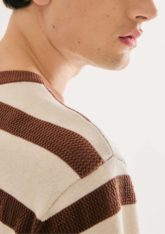 Foto do produto: Camiseta Masculina Em Tricô Fio Tinto - Marrom