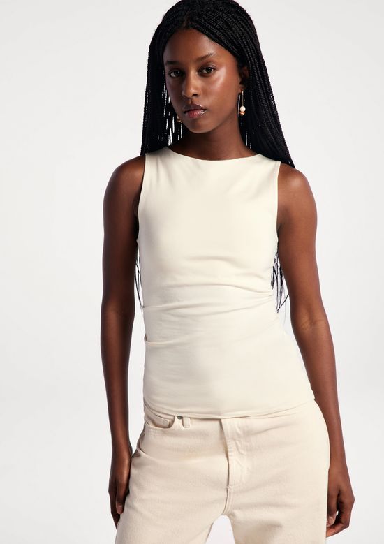 Foto do produto: Regata Feminina Assimétrica Em Malha Premium - Off white