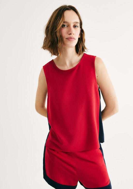 Foto do produto: Regata Feminina Com Recorte Em Viscolinho - Vermelho