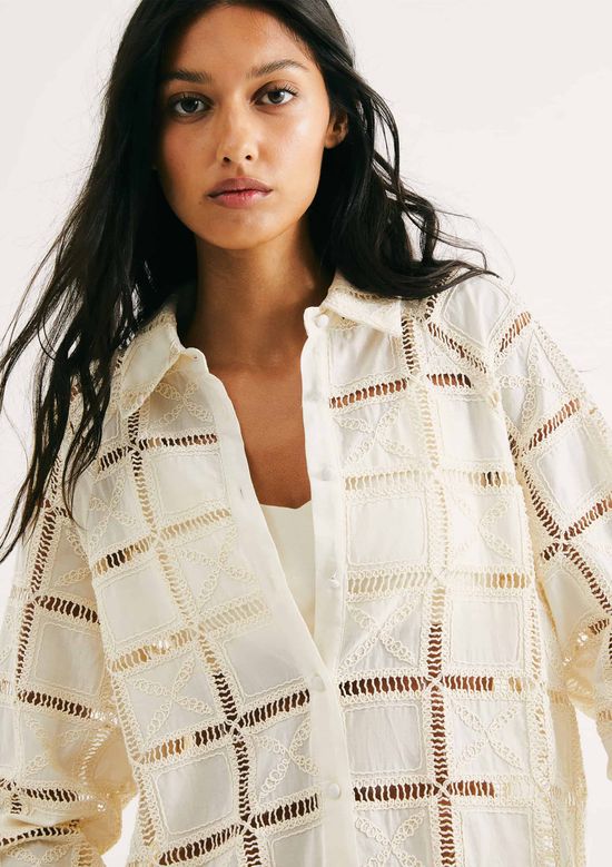 Foto do produto: Camisa Feminina Manga Longa Em Laise - Off white