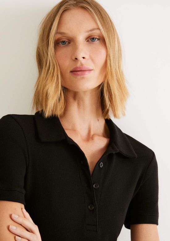 Foto do produto: Polo Feminina Manga Curta Em Ribana - Preto