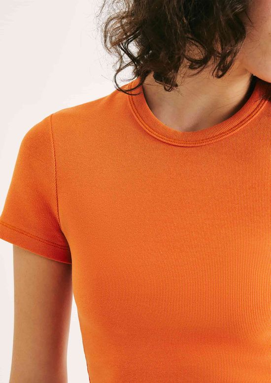 Foto do produto: Blusa Básica Feminina Cropped Em Ribana Canelada - Laranja