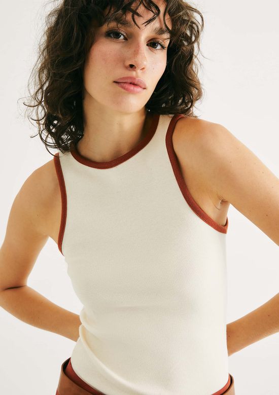 Foto do produto: Regata Feminina Friso Contrastante - Creme