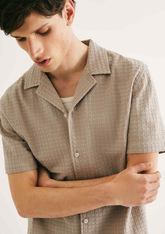 Foto do produto: Camisa Masculina Manga Curta Texturizada - Caqui