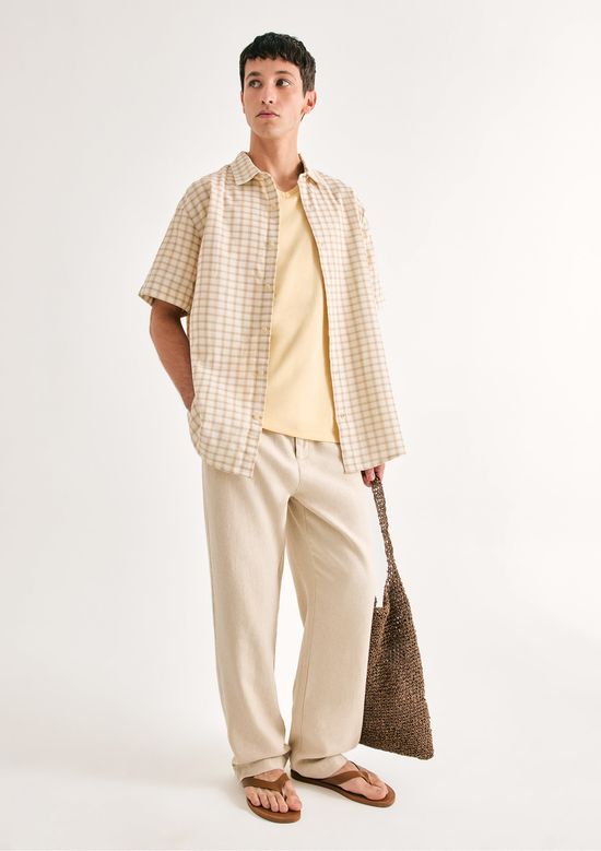 Foto do produto: Camiseta Básica Masculina Slim Gola V Em Malha Flamê - Amarelo