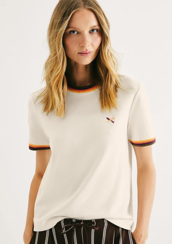 Foto do produto: Camiseta Feminina Regular Ultra Soft - Off white