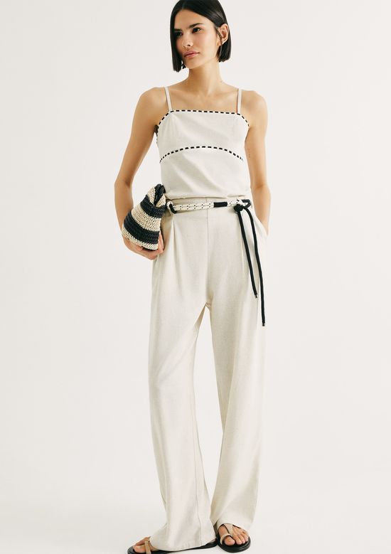 Foto do produto: Regata Feminina Evasê Em Viscolinho - Off white