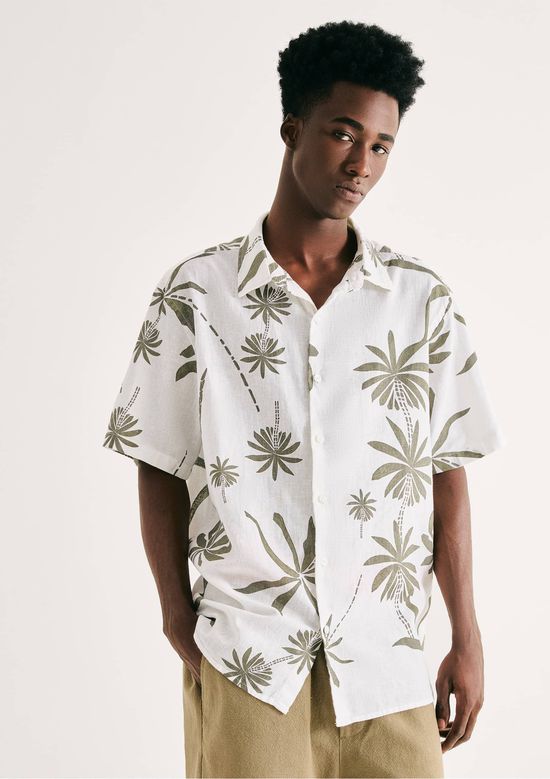 Foto do produto: Camisa Masculina Estampada Manga Curta - Off white