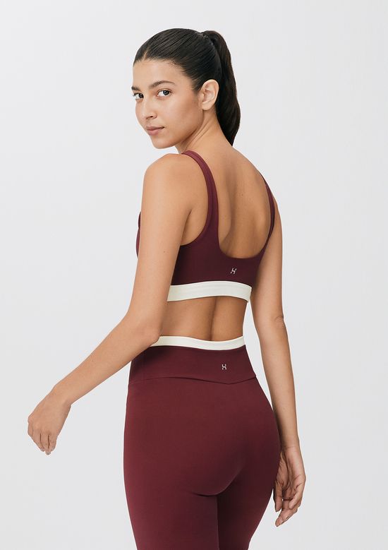 Foto do produto: Top Esportivo Com Fio Lycra® - Vinho