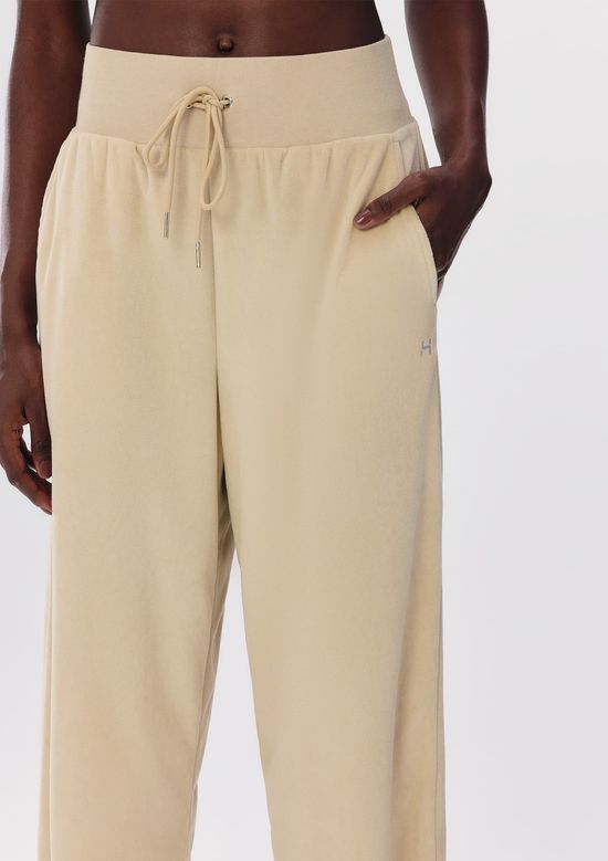 Foto do produto: Calça Feminina Pantalona Em Plush - Bege