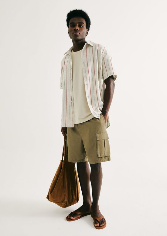 Foto do produto: Bermuda Masculina Cargo Em Sarja - Verde