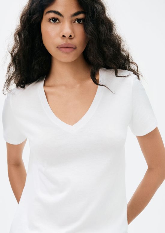 Foto do produto: Blusa Básica Feminina Manga Curta Decote V - Branco
