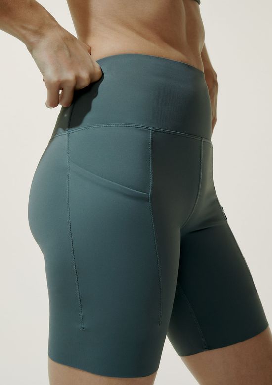 Foto do produto: Bermuda Ciclista Feminina 6 Bolsos Com Corte A Laser - Verde