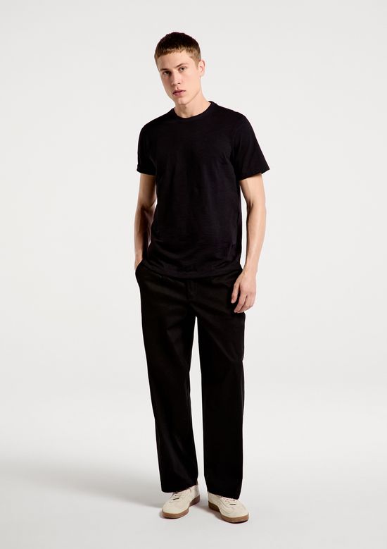 Foto do produto: Camiseta Masculina Comfort Em Malha Flamê - Preto