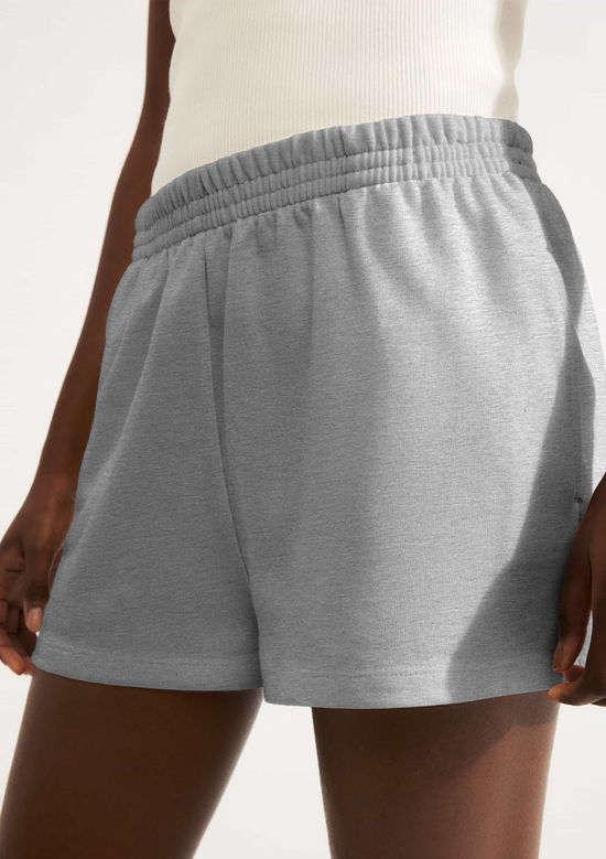Foto do produto: Shorts Feminino Em Malha Binada - Cinza