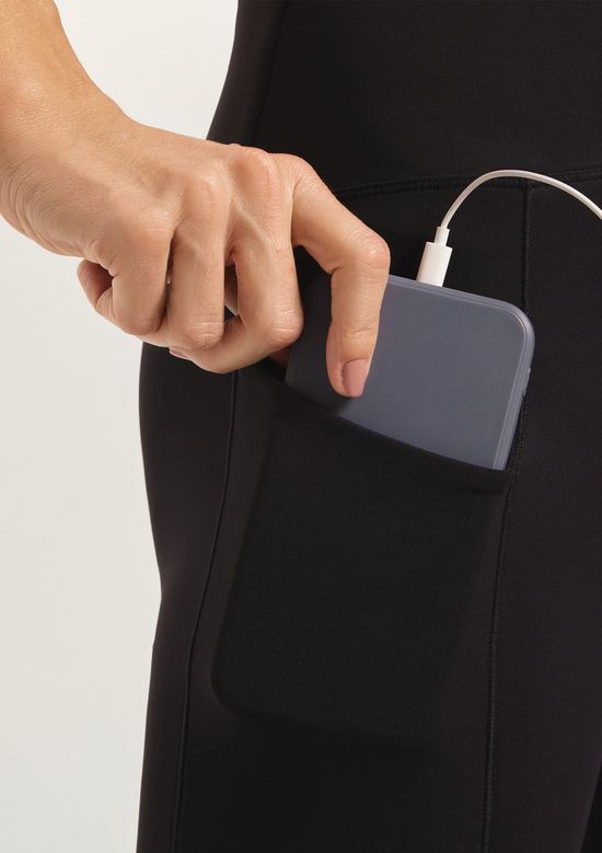 Foto do produto: Calça Legging Feminina Esportiva Corte A Laser - Preto