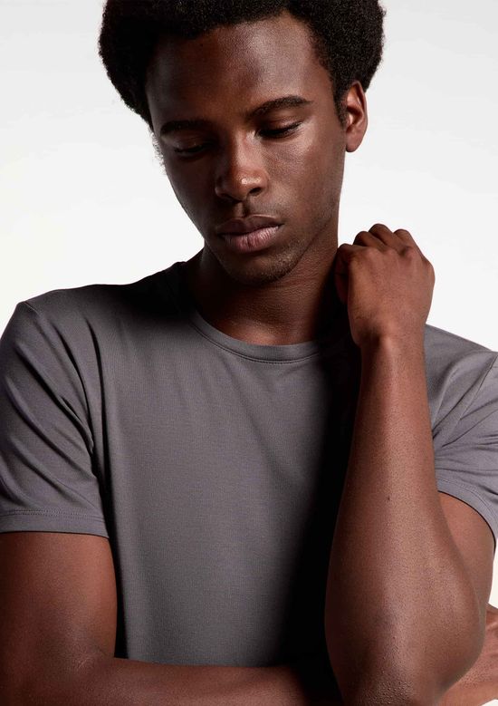 Foto do produto: Camiseta Básica Masculina Manga Curta Pima - Cinza