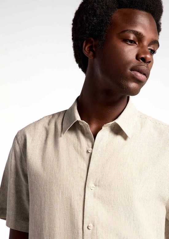 Foto do produto: Camisa Masculina Manga Curta Fio Tinto Listrada Em Linho - Verde