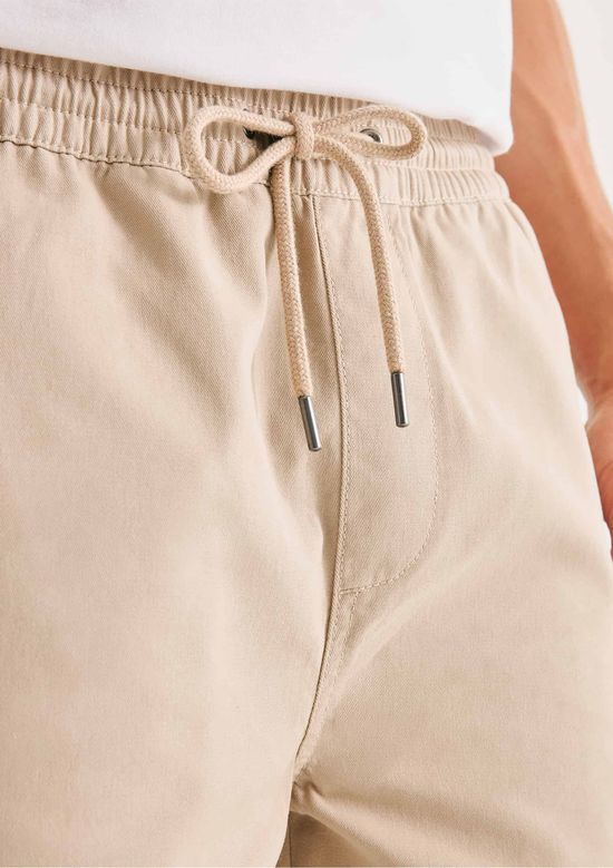 Foto do produto: Shorts Masculino De Sarja - Bege