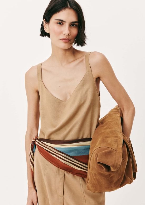 Foto do produto: Regata Feminina Decote V Box - Bege