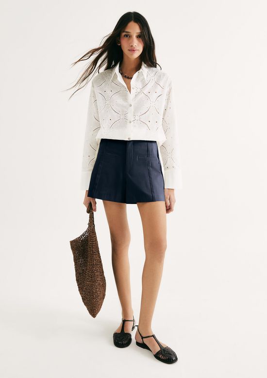 Foto do produto: Shorts Feminino Em Alfaiataria - Azul