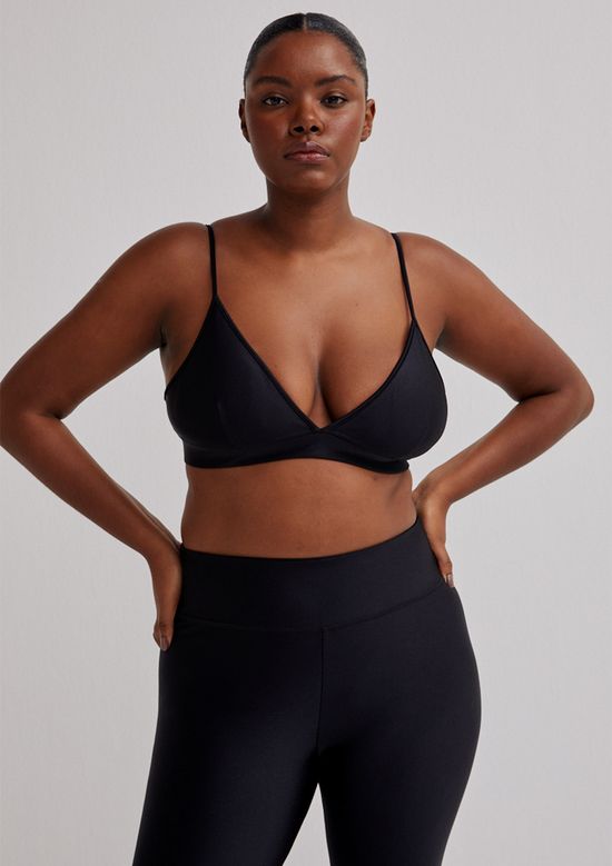 Foto do produto: Top Esportivo Feminino Decotado Com Brilho - Preto