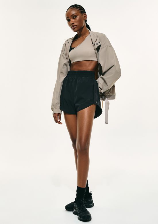 Foto do produto: Shorts Feminino Com Botões Hering Sports + FRNC - Preto