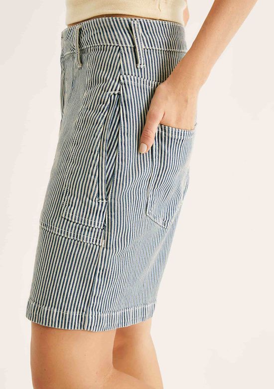 Foto do produto: Bermuda Jeans Feminina Listrada - Azul