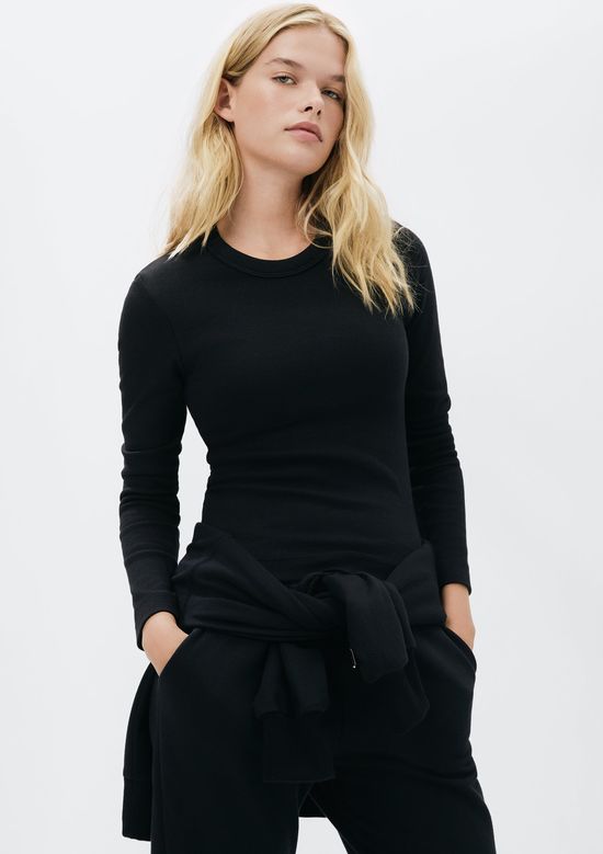 Foto do produto: Blusa Feminina Manga Longa Slim Em Ribana - Preto