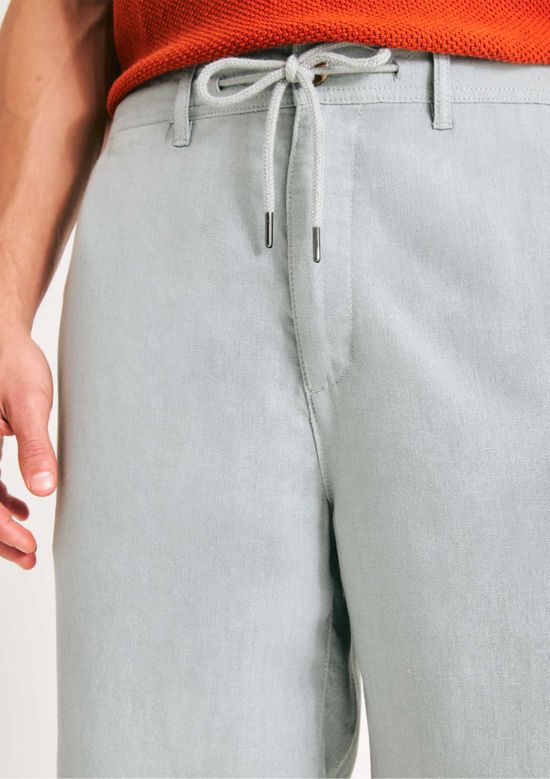 Foto do produto: Bermuda Básica Masculina Chino Em Linho - Azul