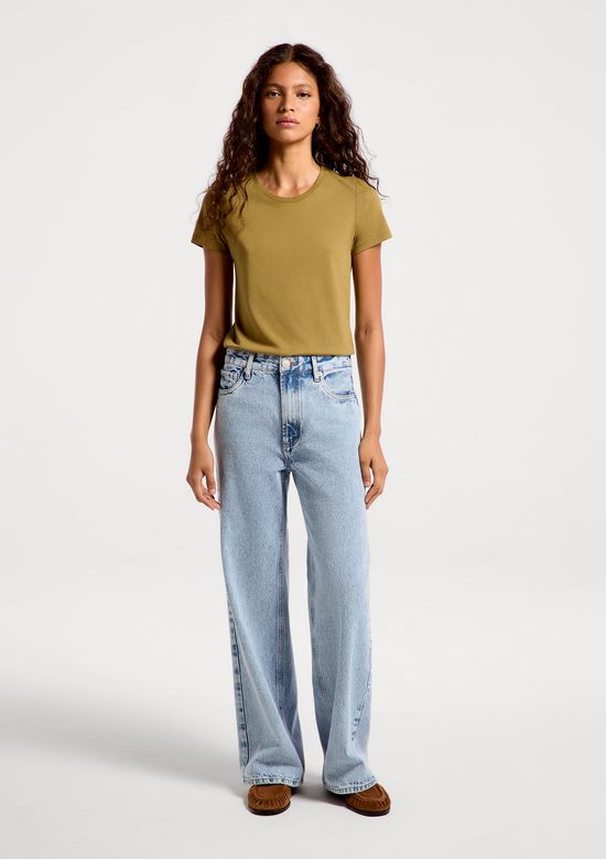 Foto do produto: Camiseta Básica Feminina Slim World - Verde