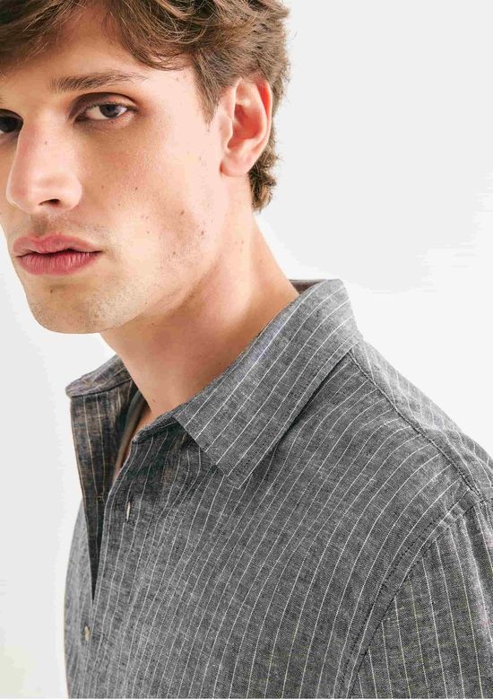 Foto do produto: Camisa Masculina Manga Longa Listrada Em Linho - Cinza