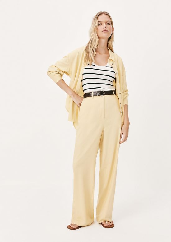 Foto do produto: Regata Feminina Listrada Em Tricô Leve - Branco