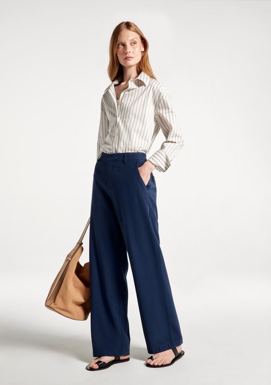 Foto do produto: Camisa Feminina Manga Longa Em Tricoline - Cinza